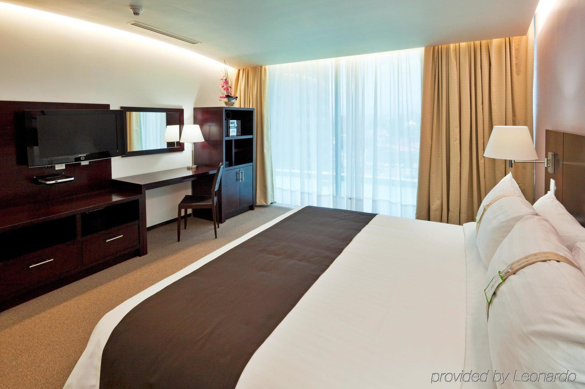 Holiday Inn Hotel & Suites Mexico Medica Sur By Ihg Экстерьер фото