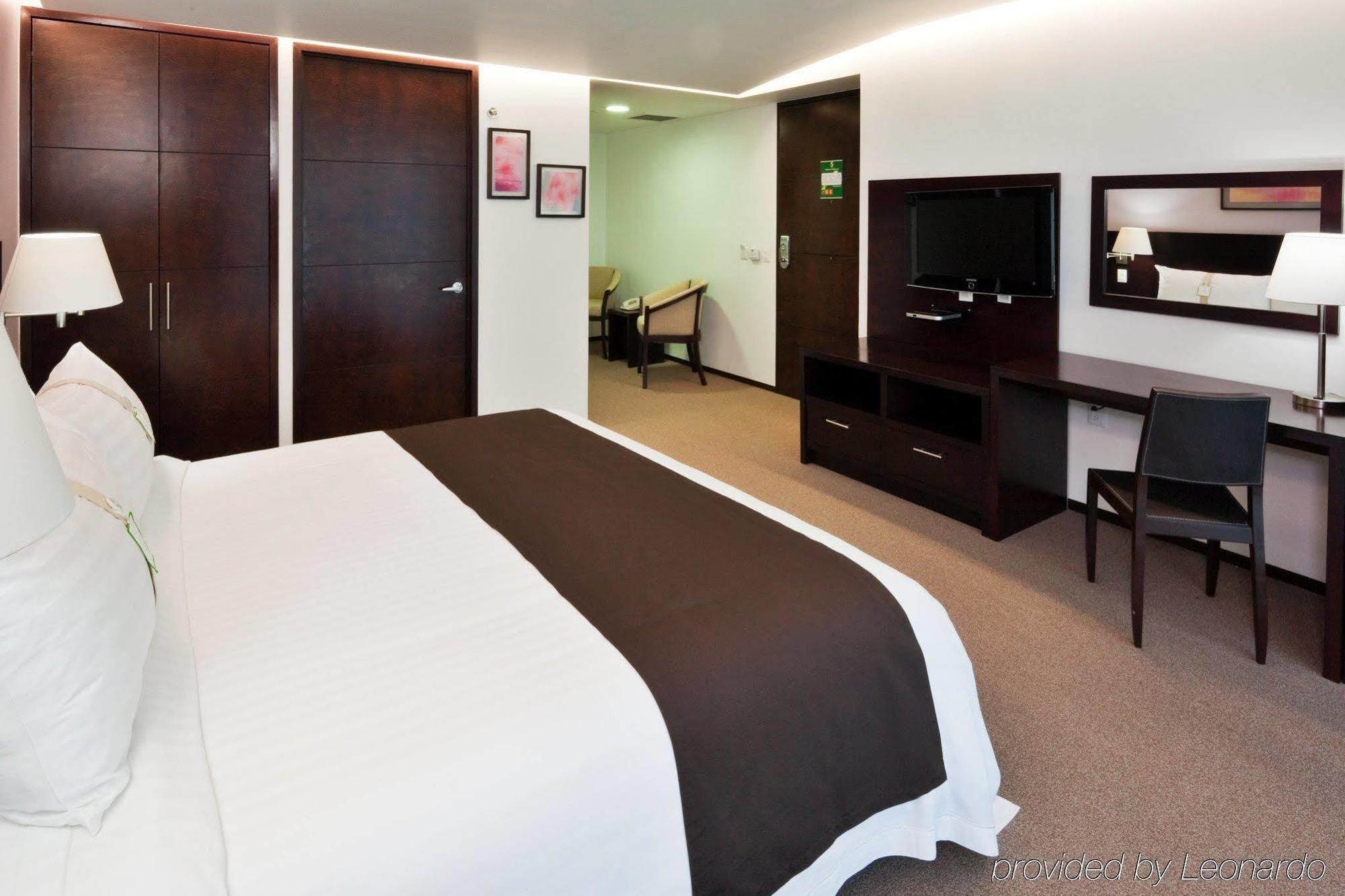 Holiday Inn Hotel & Suites Mexico Medica Sur By Ihg Экстерьер фото